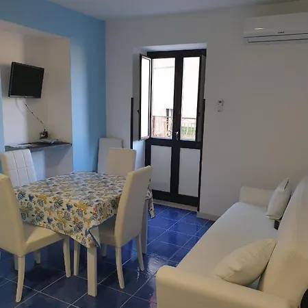 Centro Storico Apartment *